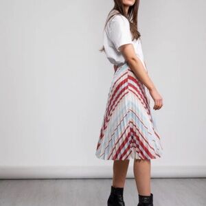 SAMSOE Red and White Chevron A-Line Skirt
